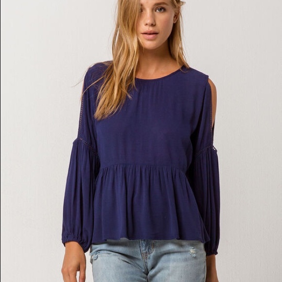 Bohemian O’niell navy blouse XS never worn 🌊 - Picture 6 of 7